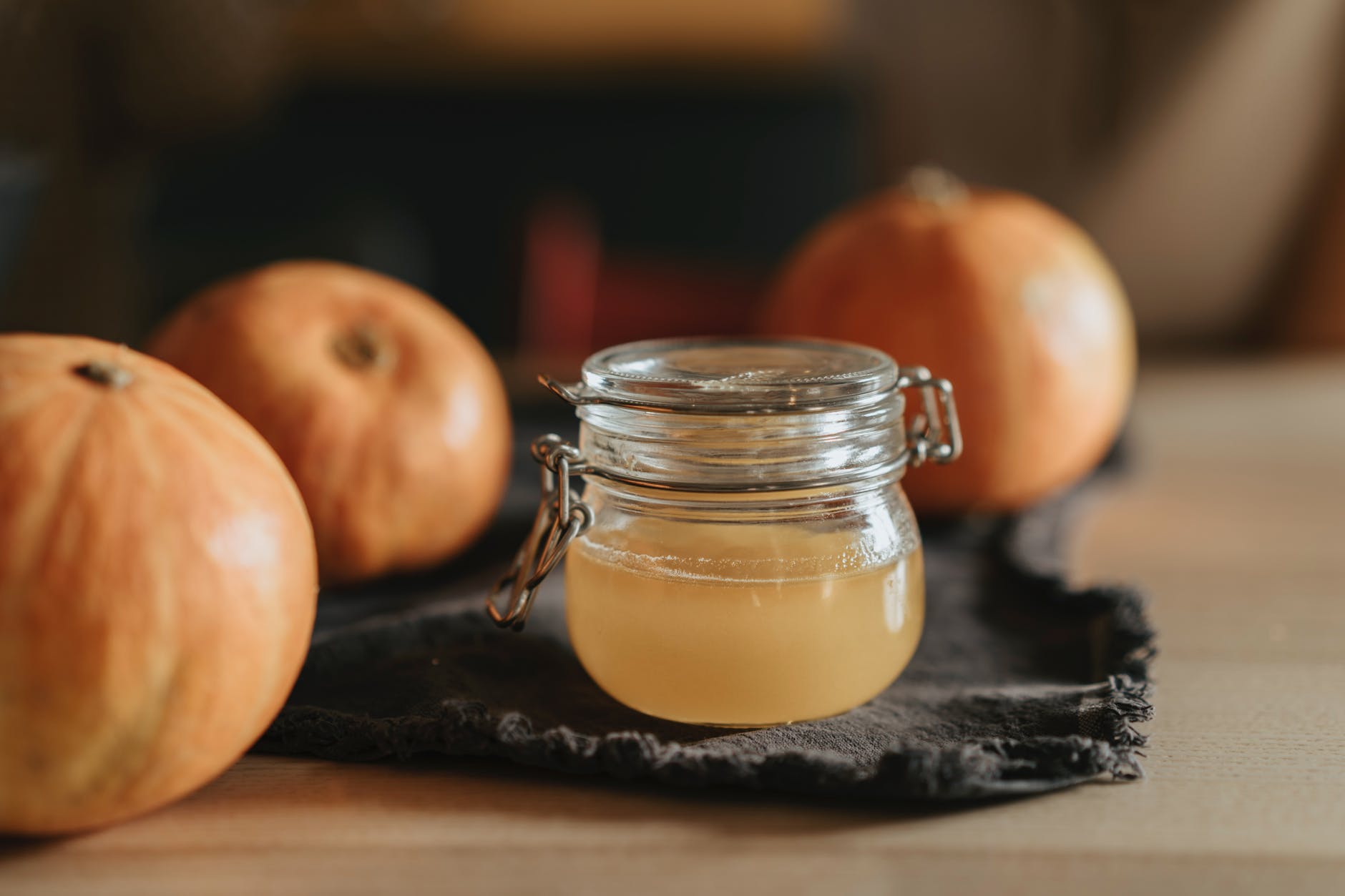 apple cider vinegar in a clear glass jar